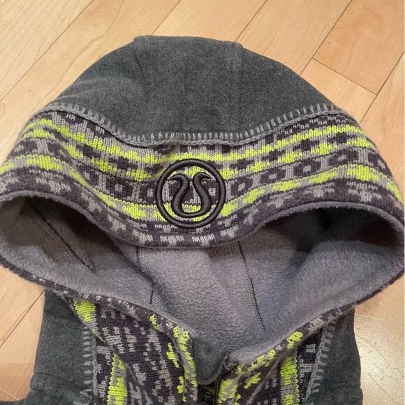 RARE lululemon scuba hoodie - special edition (S 4/6) - Picture 5 of 10